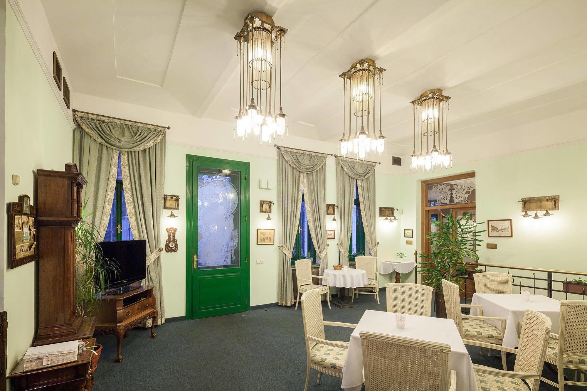 Villa Voyta Прага Экстерьер фото